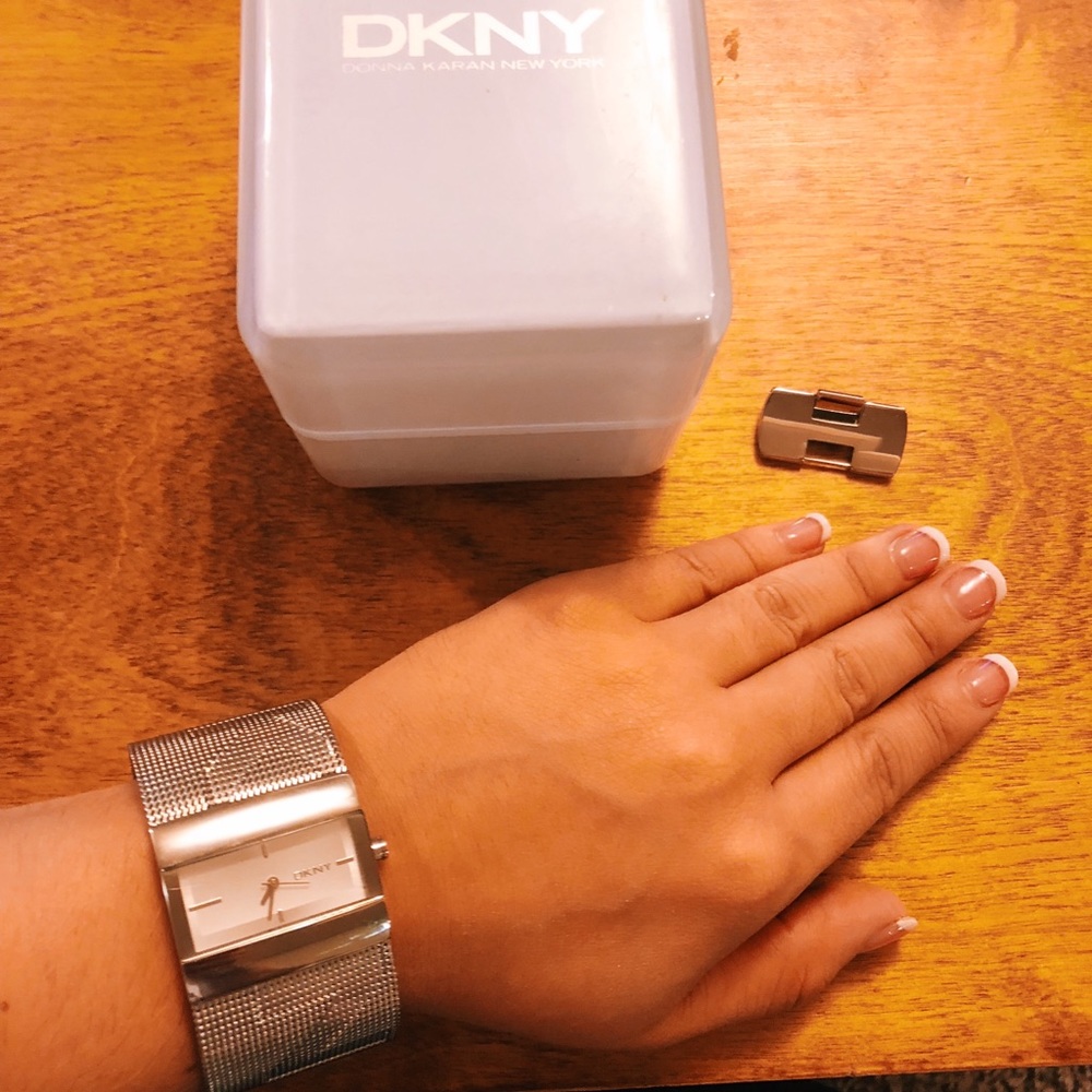 Silver Watch - DONNA KARAB NEW YORK (DKNY)
